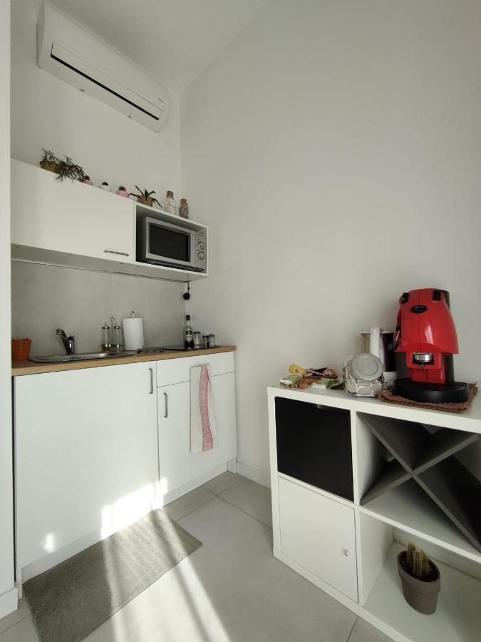 Oasi Al Centro Con Parcheggio Bed and Breakfast Salerno Exteriör bild