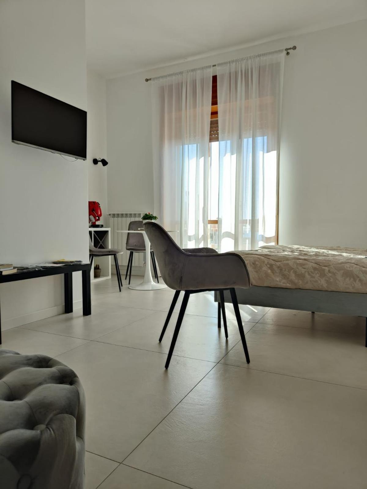 Oasi Al Centro Con Parcheggio Bed and Breakfast Salerno Exteriör bild